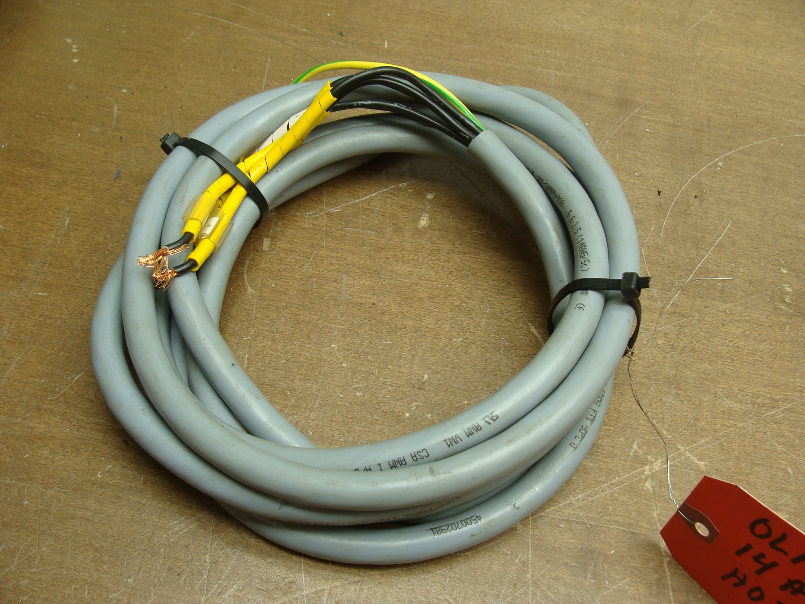 LAPP OLFLEX UNSHIELDED INDUSTRIAL CONTROL CABLE H05VV5-F 14AWG 600V 8 FEET