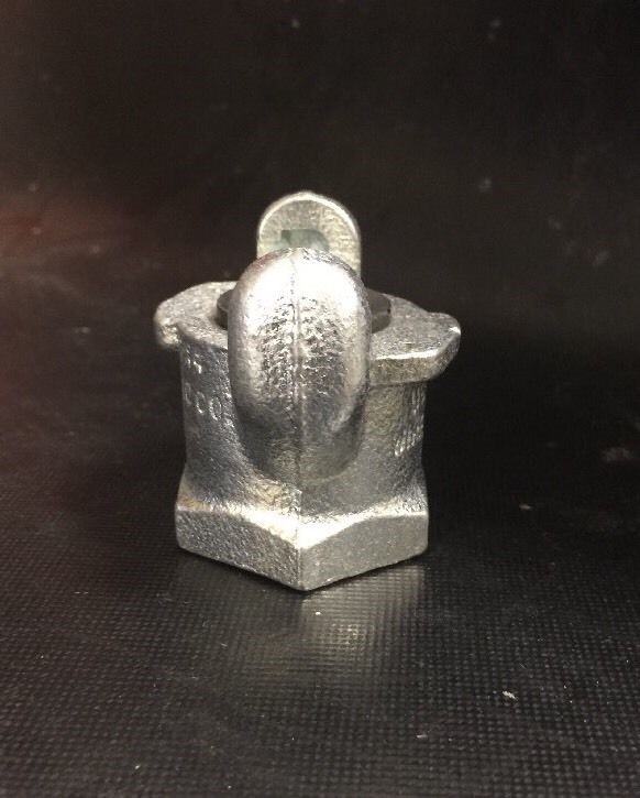 Galvanized Dixon V&C AM13 X-X4 Iron Hose Fitting 2-Lug Coupling 1″ FNPT