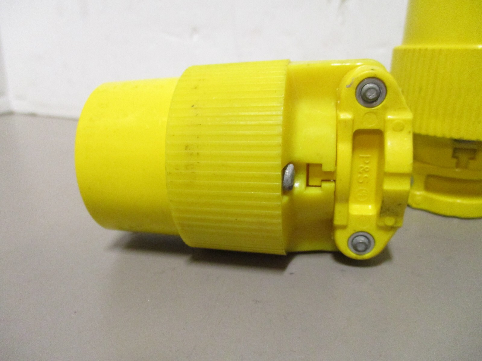 x2 P&S Twist-Lock Cord Plug End Female 20A 125V 2-Pole 3-Wire Grounded Yellow