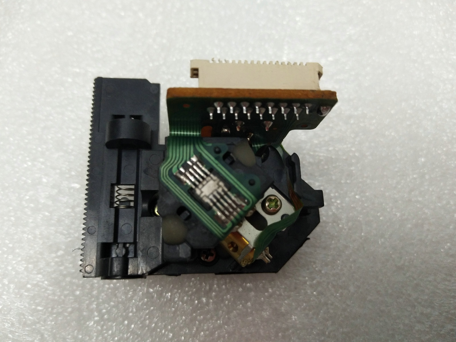 1pcs New Laser Lens Optical Pickup KSS-213E KSS 213E For Player