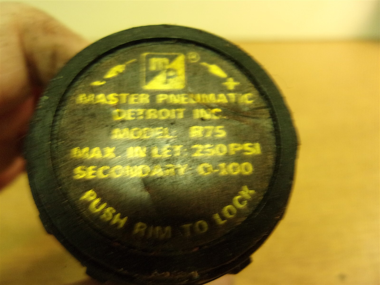 Master Pneumatic R75 Regulator *FREE SHIPPING*