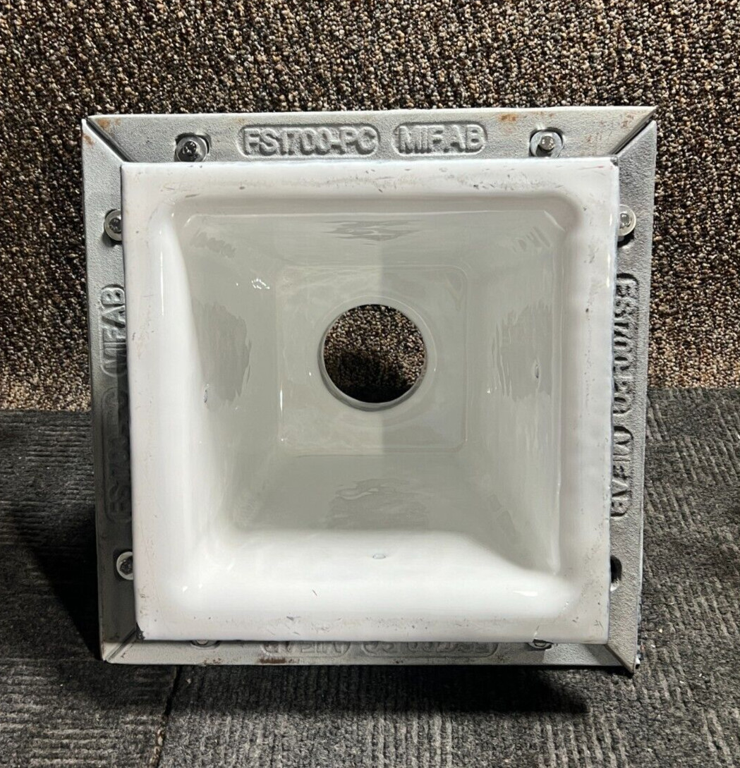 MIFAB 4 in NH 12X12X10 Flanged Body Floor Sink White Powder Coated FS1744-FL-PB