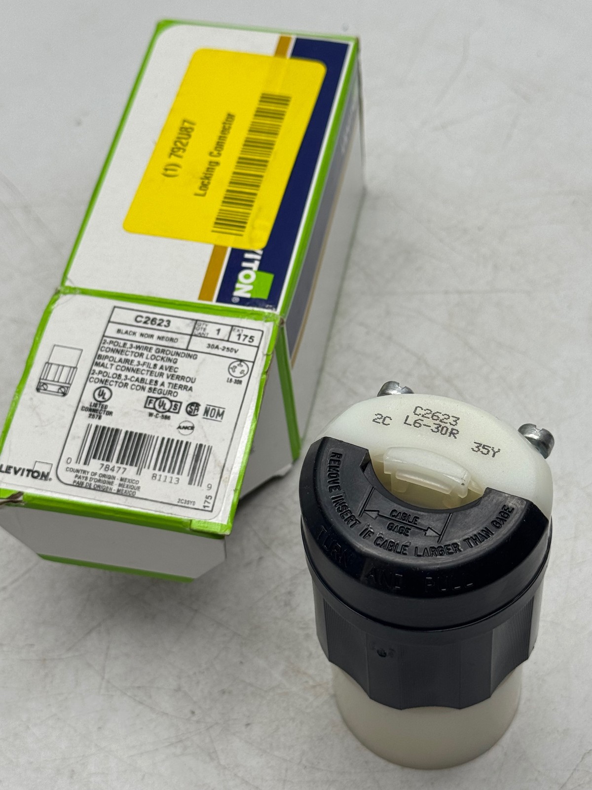 Leviton C2623 Locking Connector 2-Pole 3-Wire Grounding 30A 250V Black L6-30R