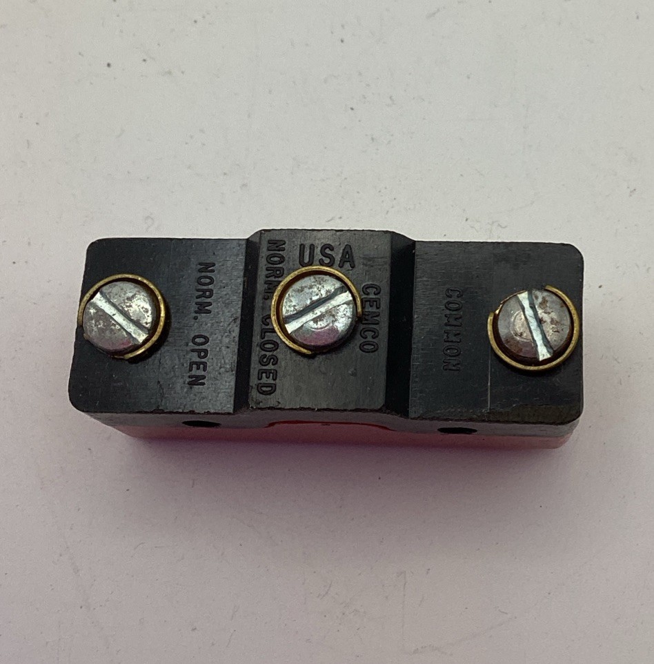 Lot Of 6 MICRO SWITCH DRF-830-B