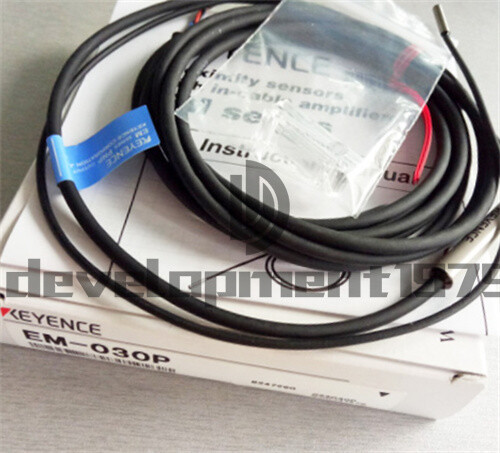ONE New Keyence EM-030P Proximity Switch Sensor