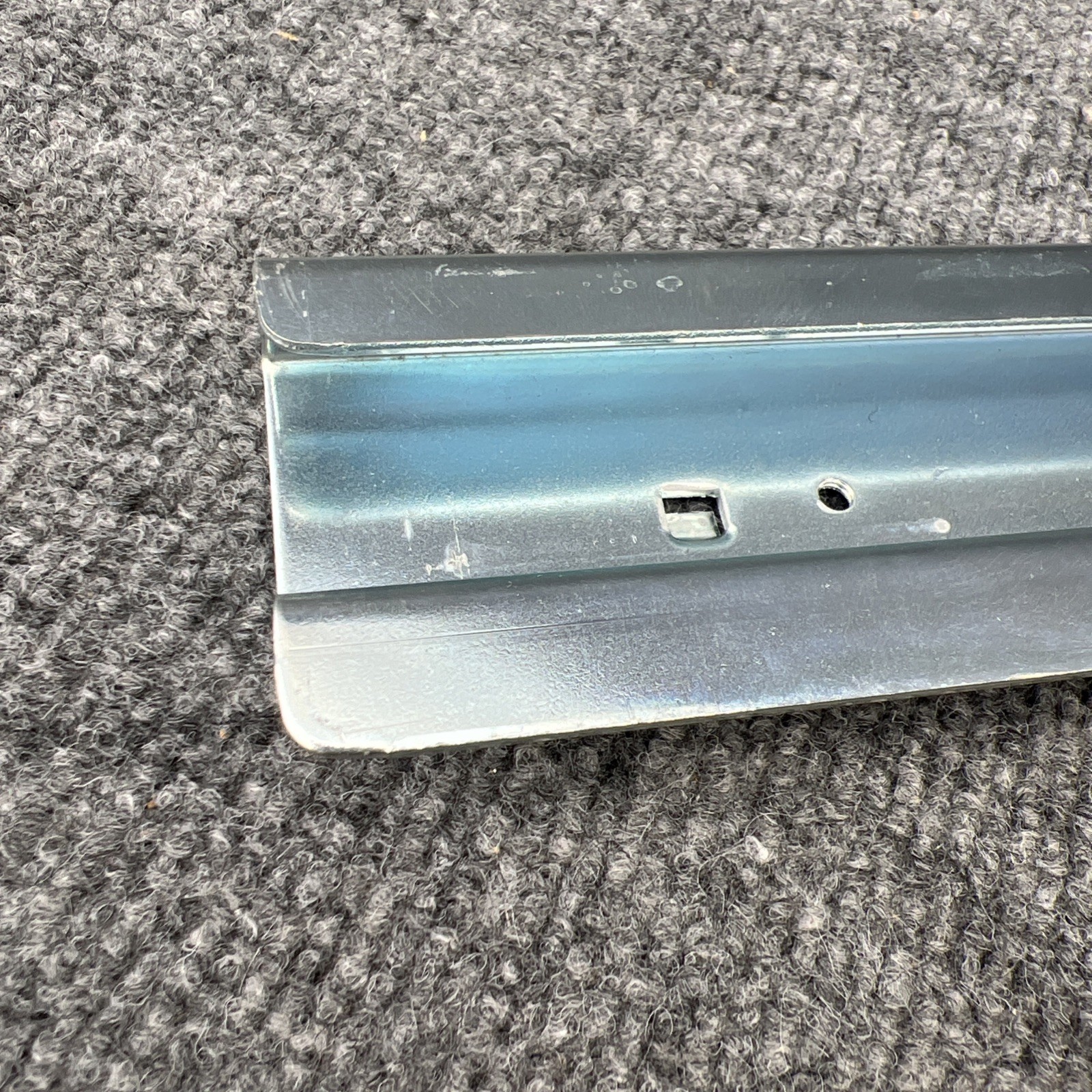 TRESTON 839086-51 Bin Mounting Rail,3 inx2 inx24 7/8 in 35YR34