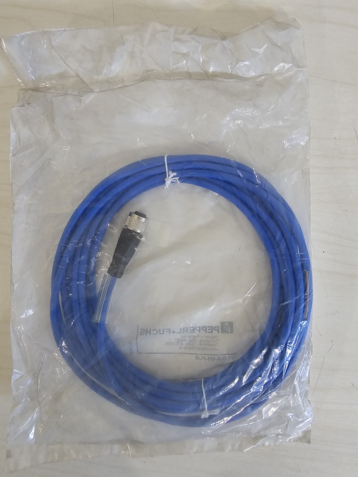New In Package Pepperl + Fuchs Cable V1-G-N-5M-PUR