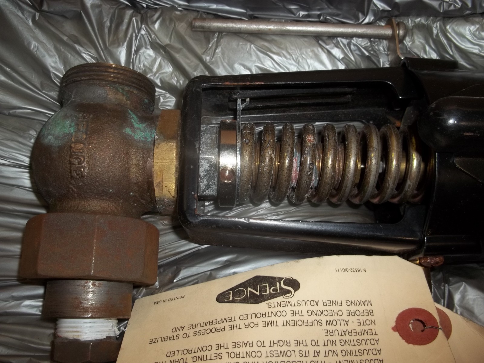 SPENCE SERIES 2000 TEMPRATURE REGULATOR 2010 1/2″ (467)