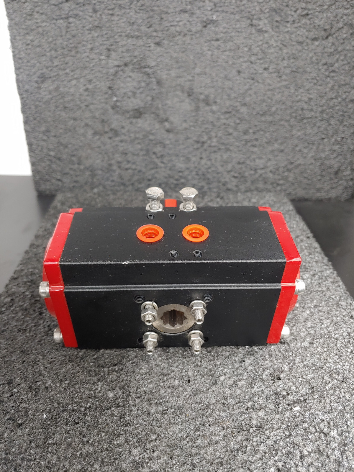 WE ANDERSON DWYER Series Act Pneumatic Actuator