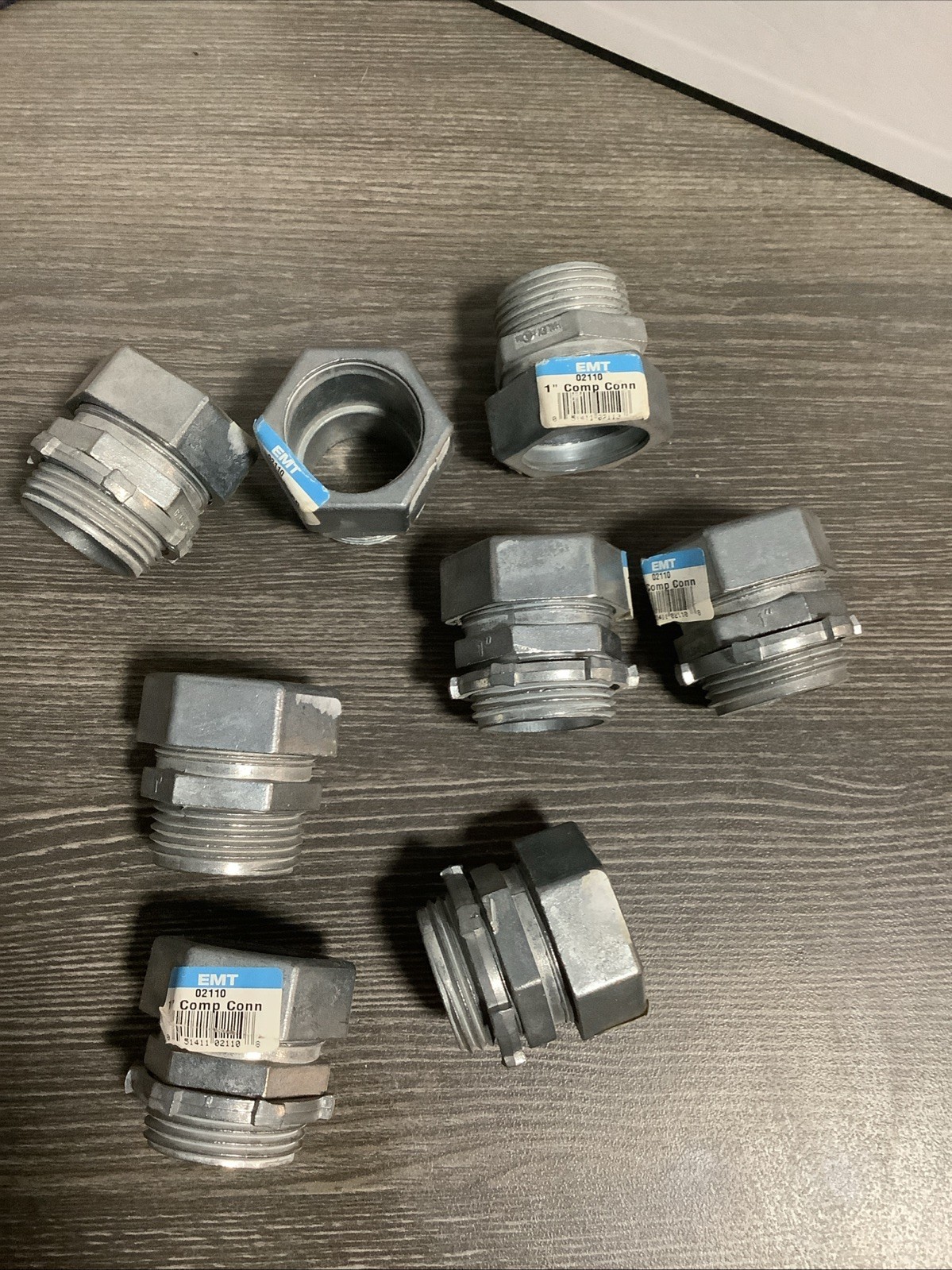Halex 02110 Dalet 1 Inch Compression Connector Lot Of 8 NOS