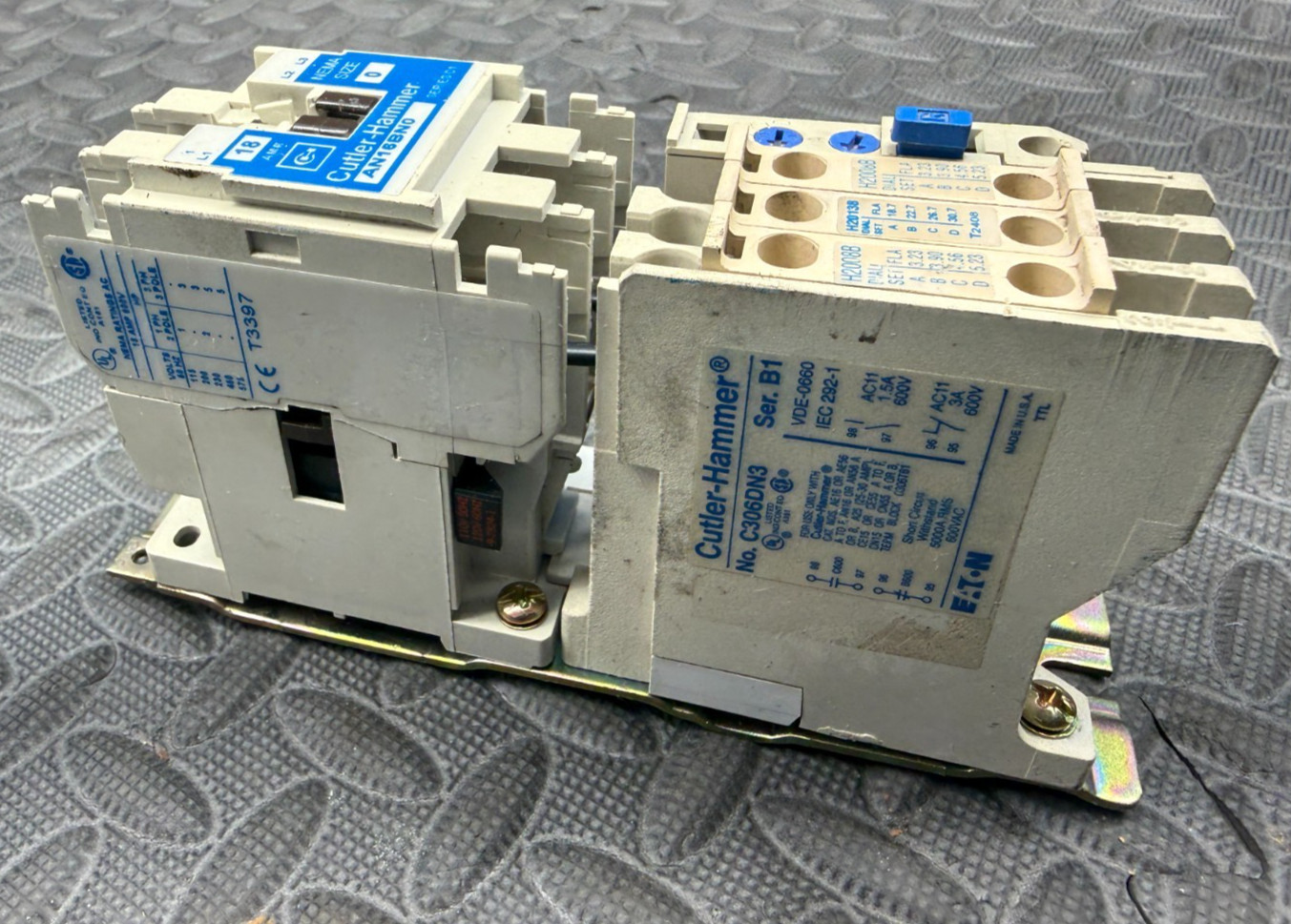 Cutler-Hammer Eaton AN16BN0 Series-C1 NEMA Size-0 Non-Reversing Motor Starter