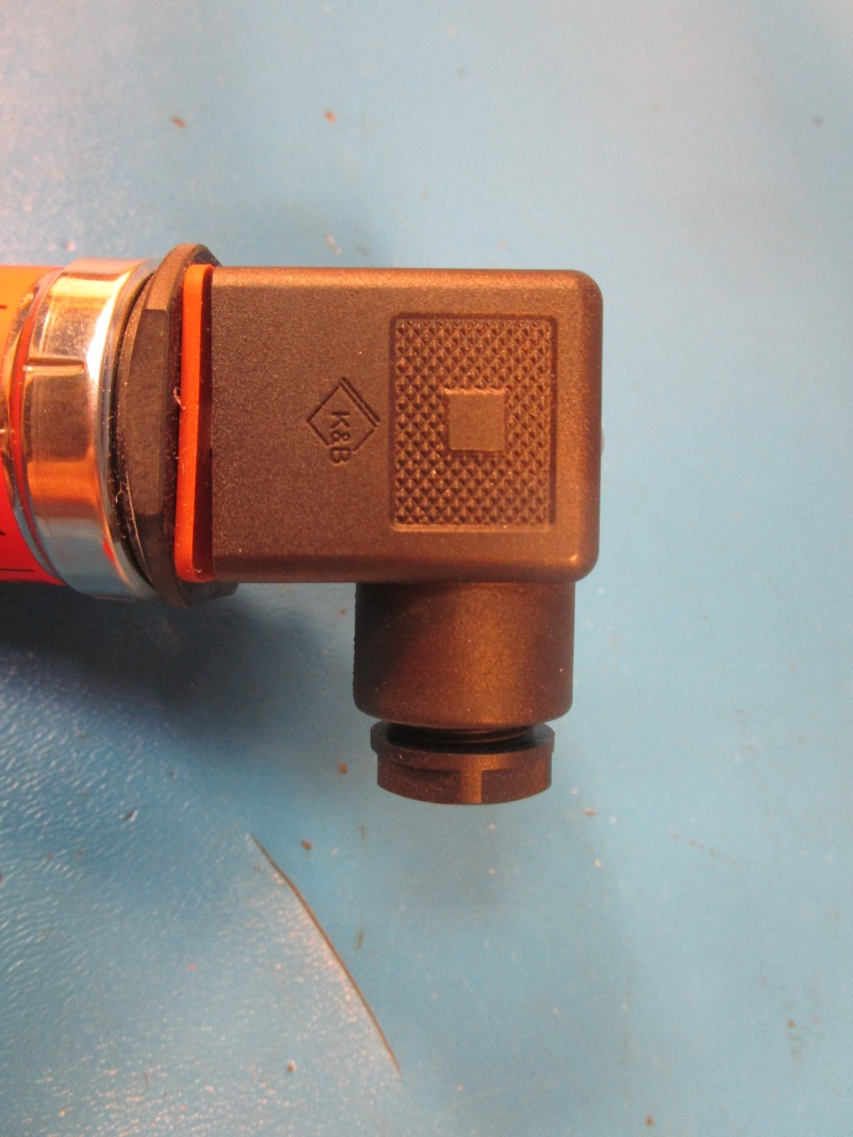 Danfoss AKS 32R, Pressure transmitter, -1 bar – 9 bar, -14.5 psi – 130.5 psi, 06