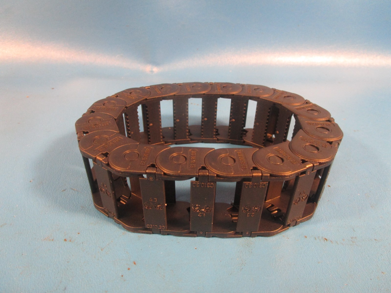 IGUS E2-1530038-1MC, E-Chain Cable Carrier, Plastic E2 Chain