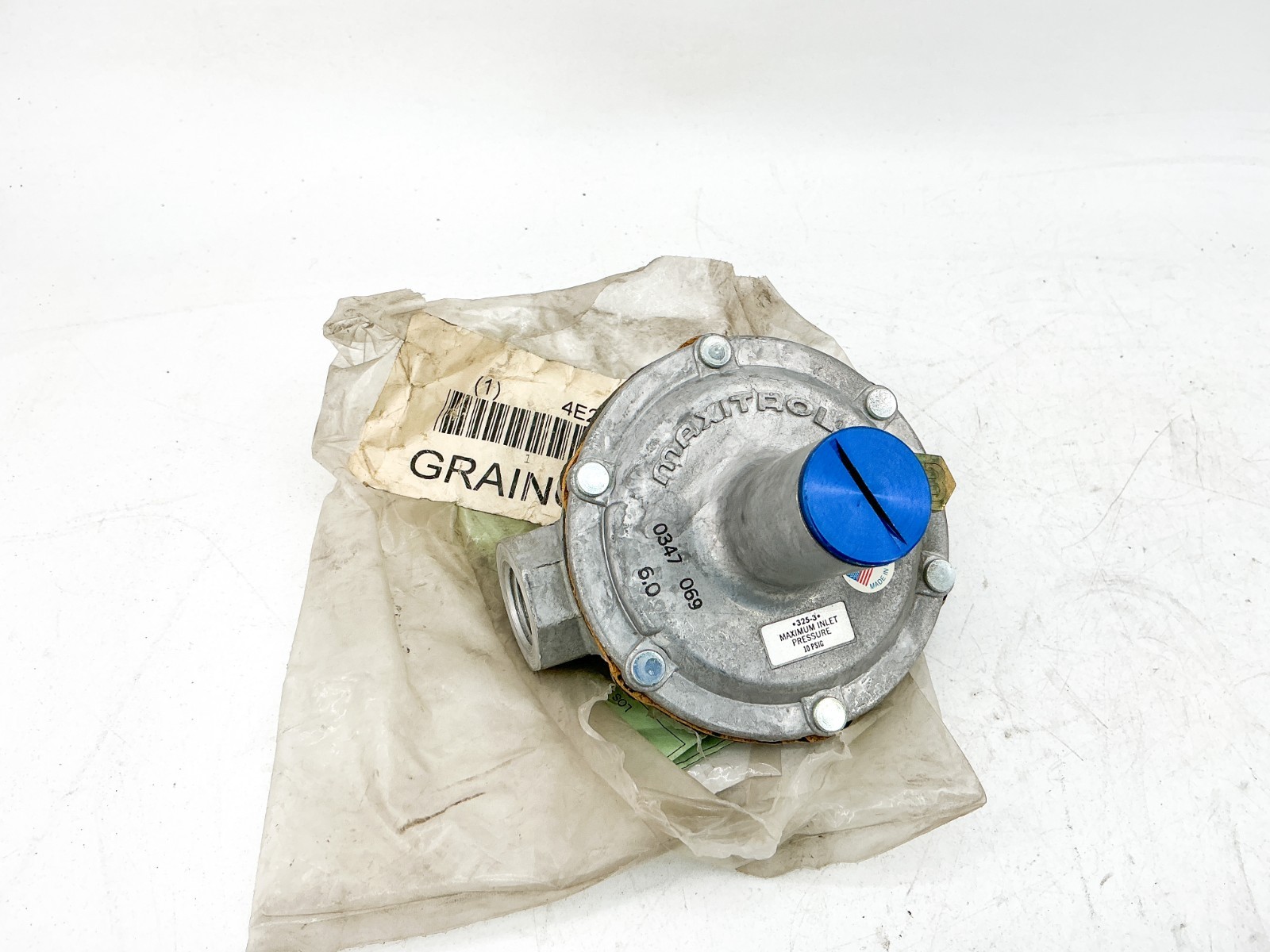 New Maxitrol 325-3 Pressure Regulator 10PSIG 1/2″ 4E224