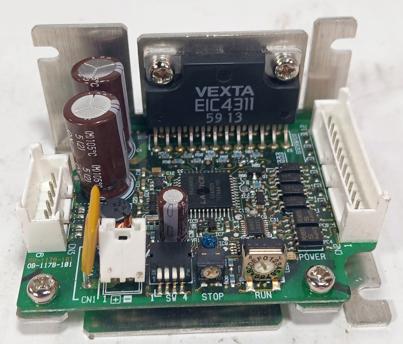 1 USED VEXTA CMD2109P 2 PH STEPPING MOTOR MICRO STEP DRIVER ***MAKE OFFER***