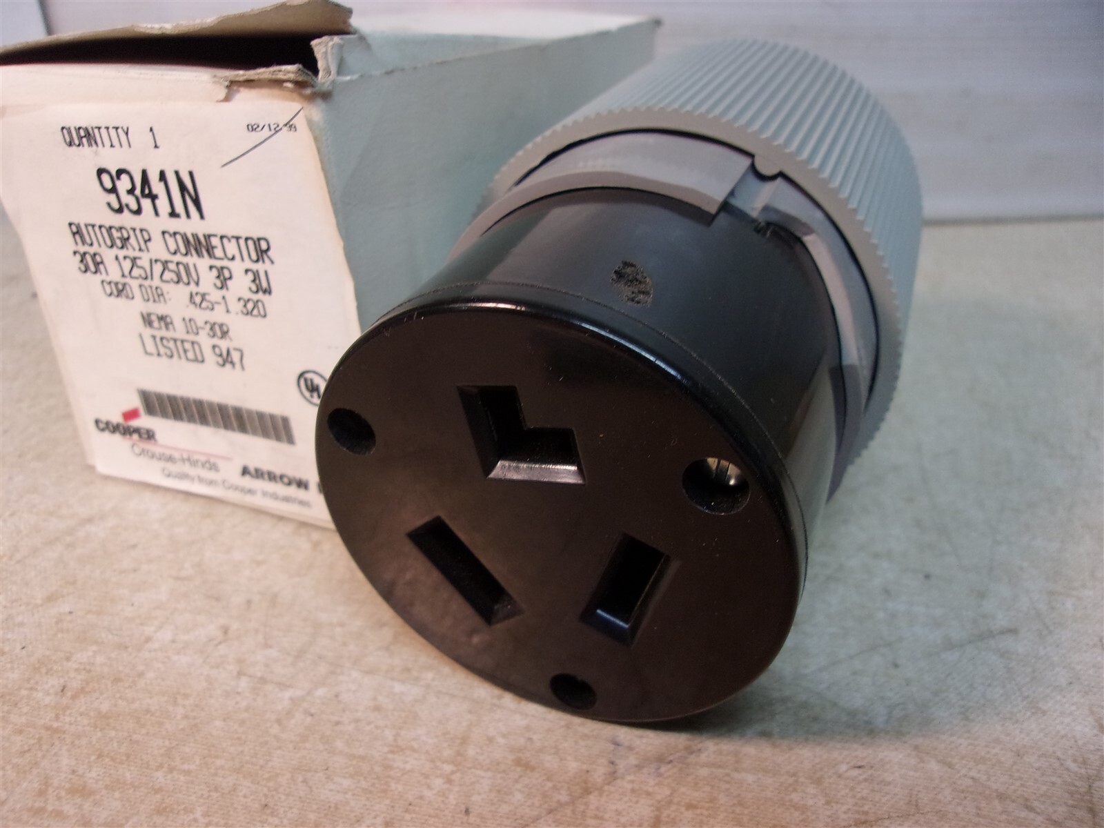 NEW Cooper 9341N Arrow Hart 10-30R Auto Grip Connector *FREE SHIPPING*