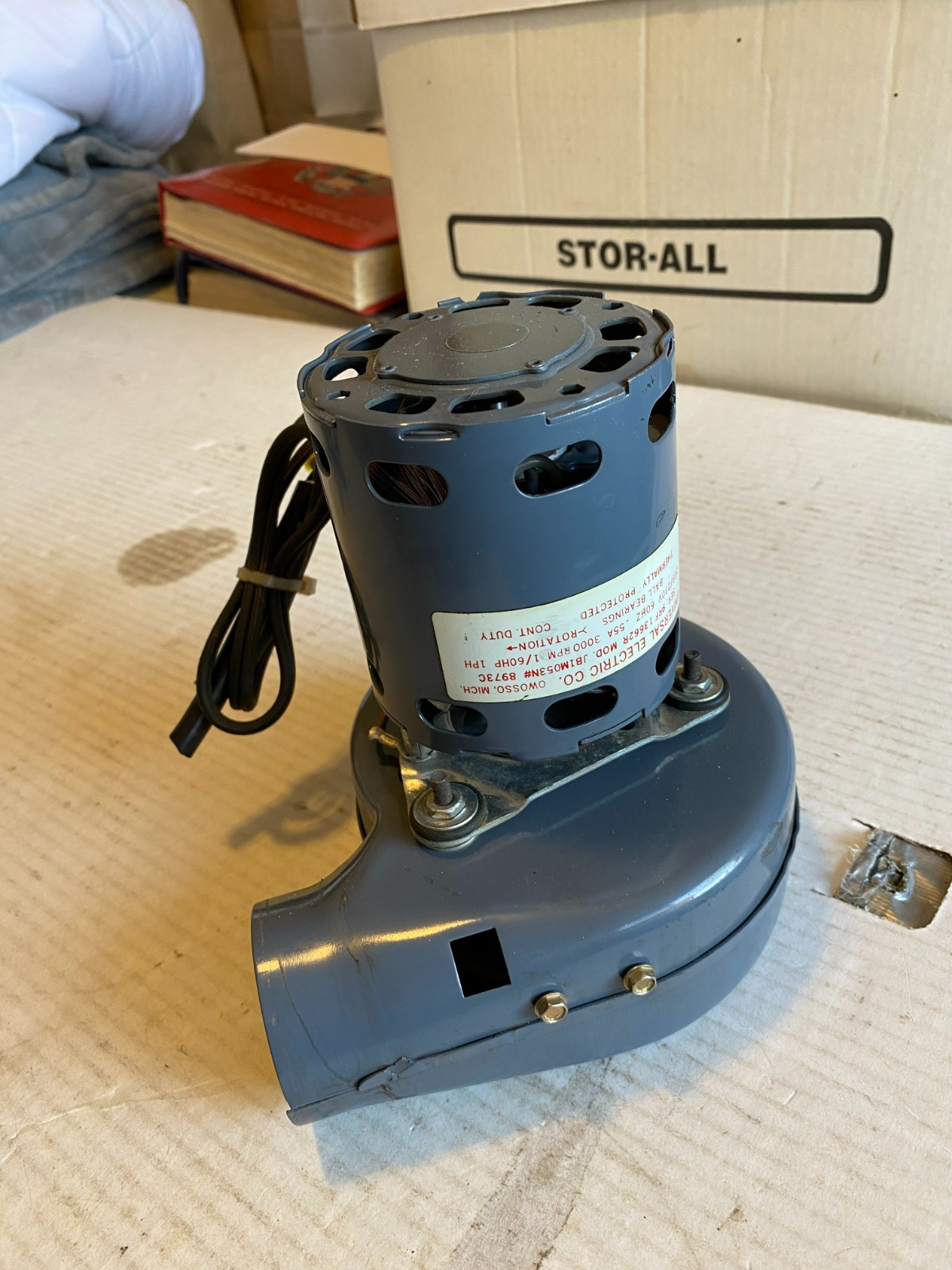 Pre-owned Universal Electric JB1M053N Ser 9RF 1/60hp 208/230V 0.55A 3000 w/ fan