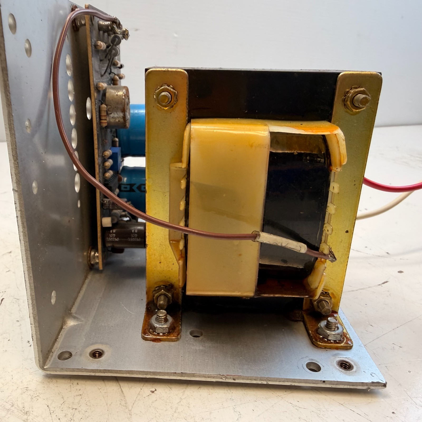 SGS SOLA 83-24-225-03 Power Supply 2.5A 24 VDC