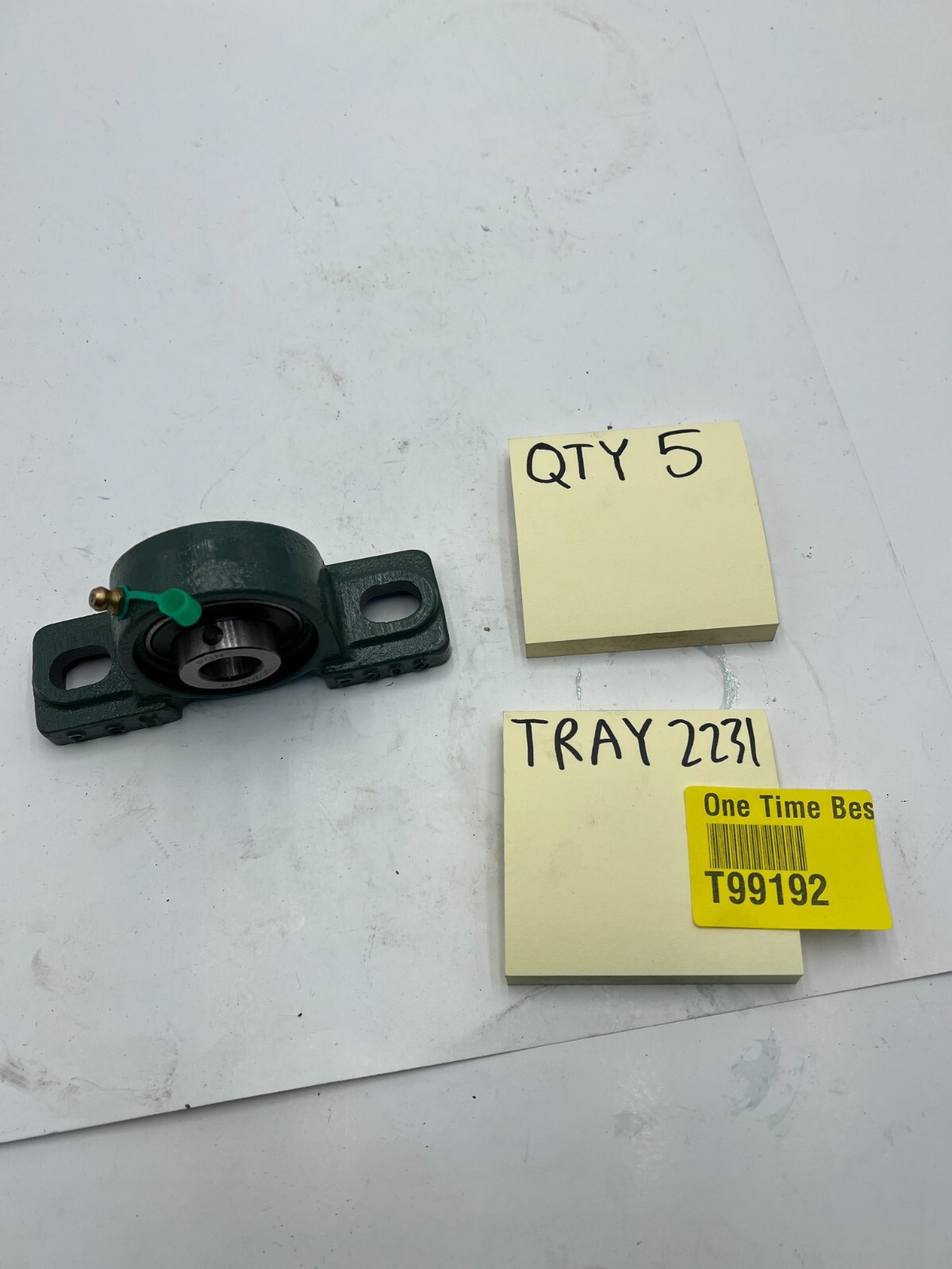 (QTY 5) PGN UCP202-10 2-Bolt Base Pillow Block Bearing 5/8″ Bore Cast Iron Cage