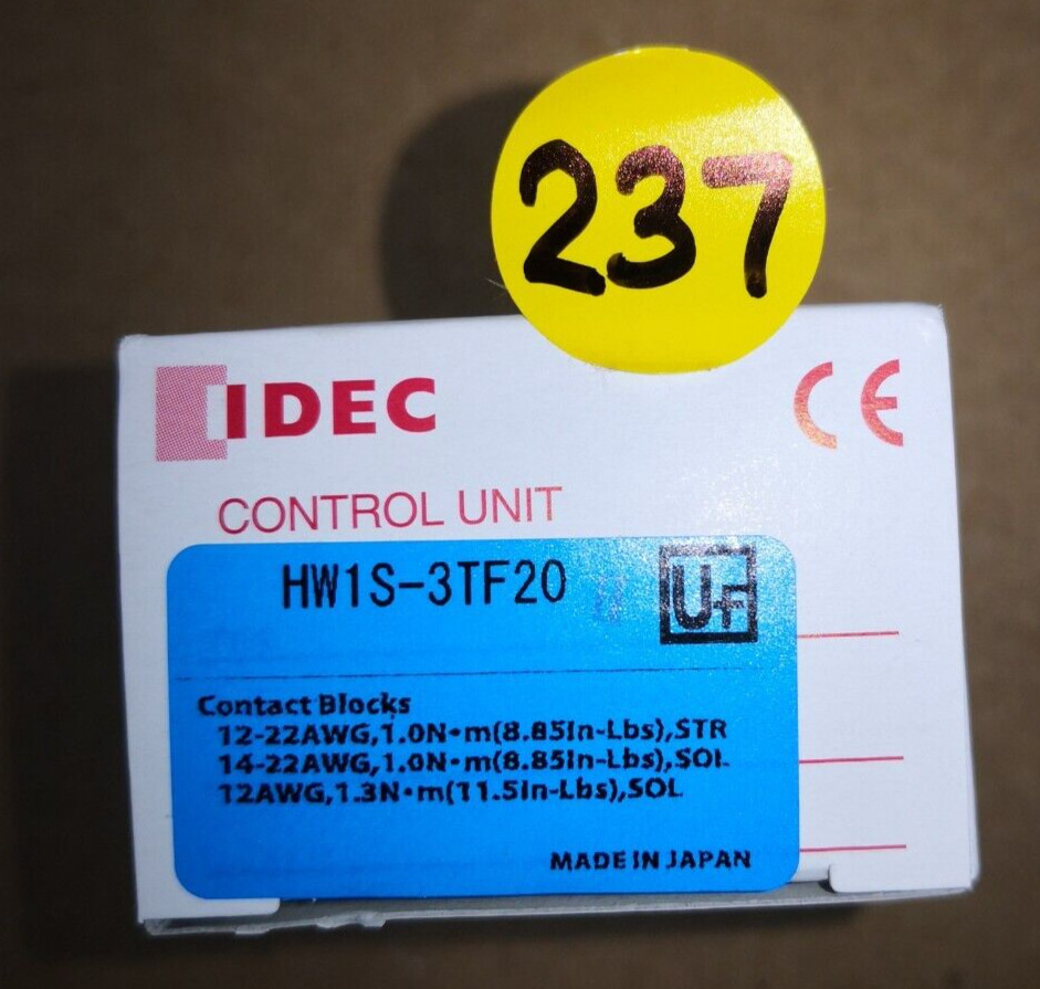 IDEC HW1S-3TF20 SELECTOR SWITCH 3POS DPST 10A 110V. Japan. LOT of 6. NIB. #237