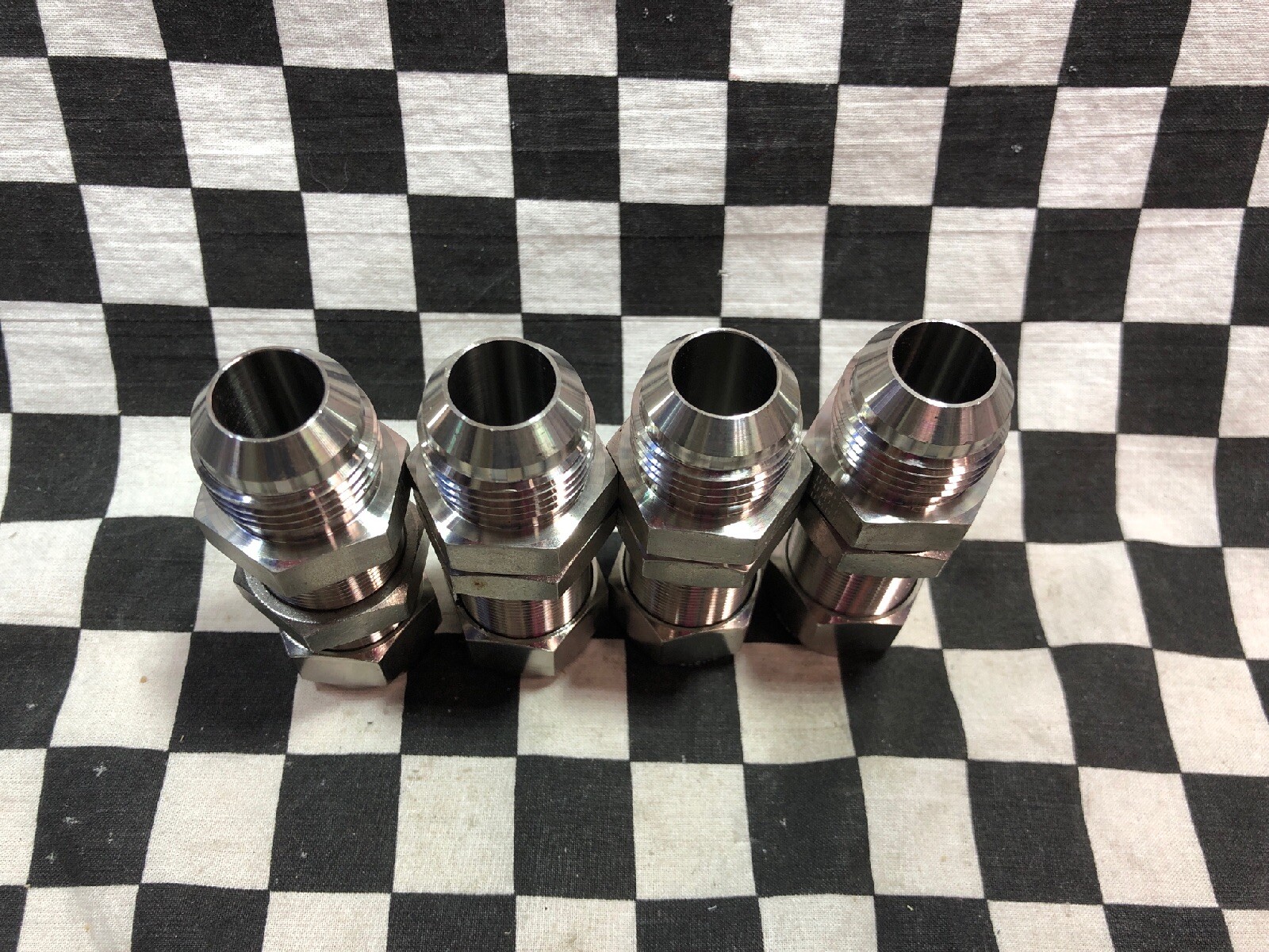 LOF OF 4 Parker Bulkhead Union 3/4″ TUBE X 3/4″ AN, 12XABC12-SS, 12XABC12SS