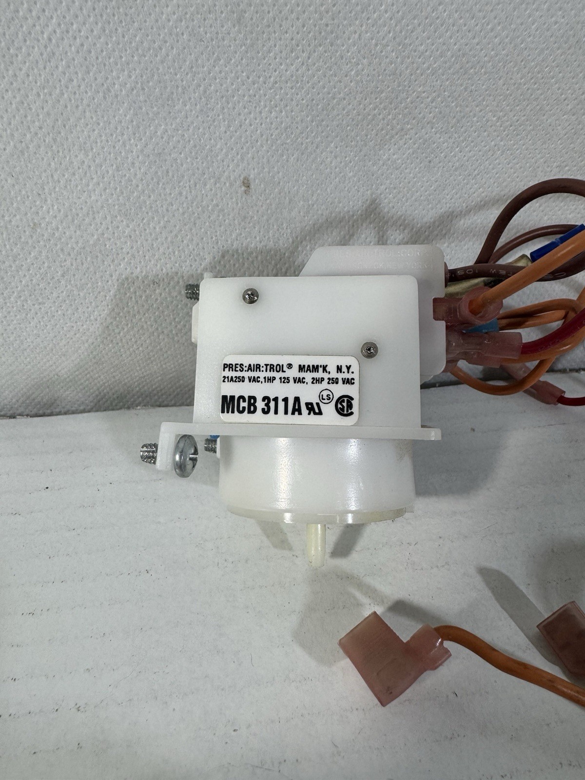 Pres:Air:Trol MCB311A Sequencing Switch Blue Cam, Used With Wires 21A250 Vac,