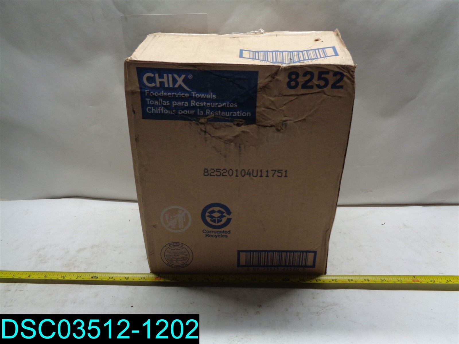 QTY=150: 8252 Chix 13″ x 21″ White Medium-Duty Microban Foodservice Towel