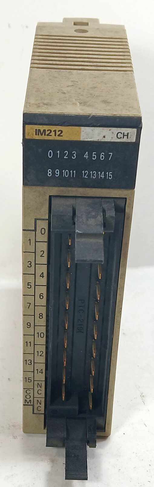 1 USED OMRON C200H-IM212 INPUT MODULE CARD ***MAKE OFFER***