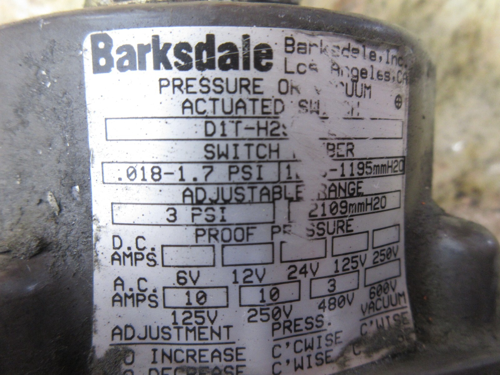 BARKSDALE PRESSURE ACTIVATED SWITCH D1T-H2S D1T-H2SS-P2