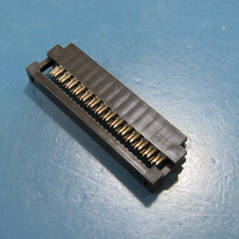 FCI 89361-728LF Qty of 18 per Lot 28 Position Rectangular Receptacle Connector