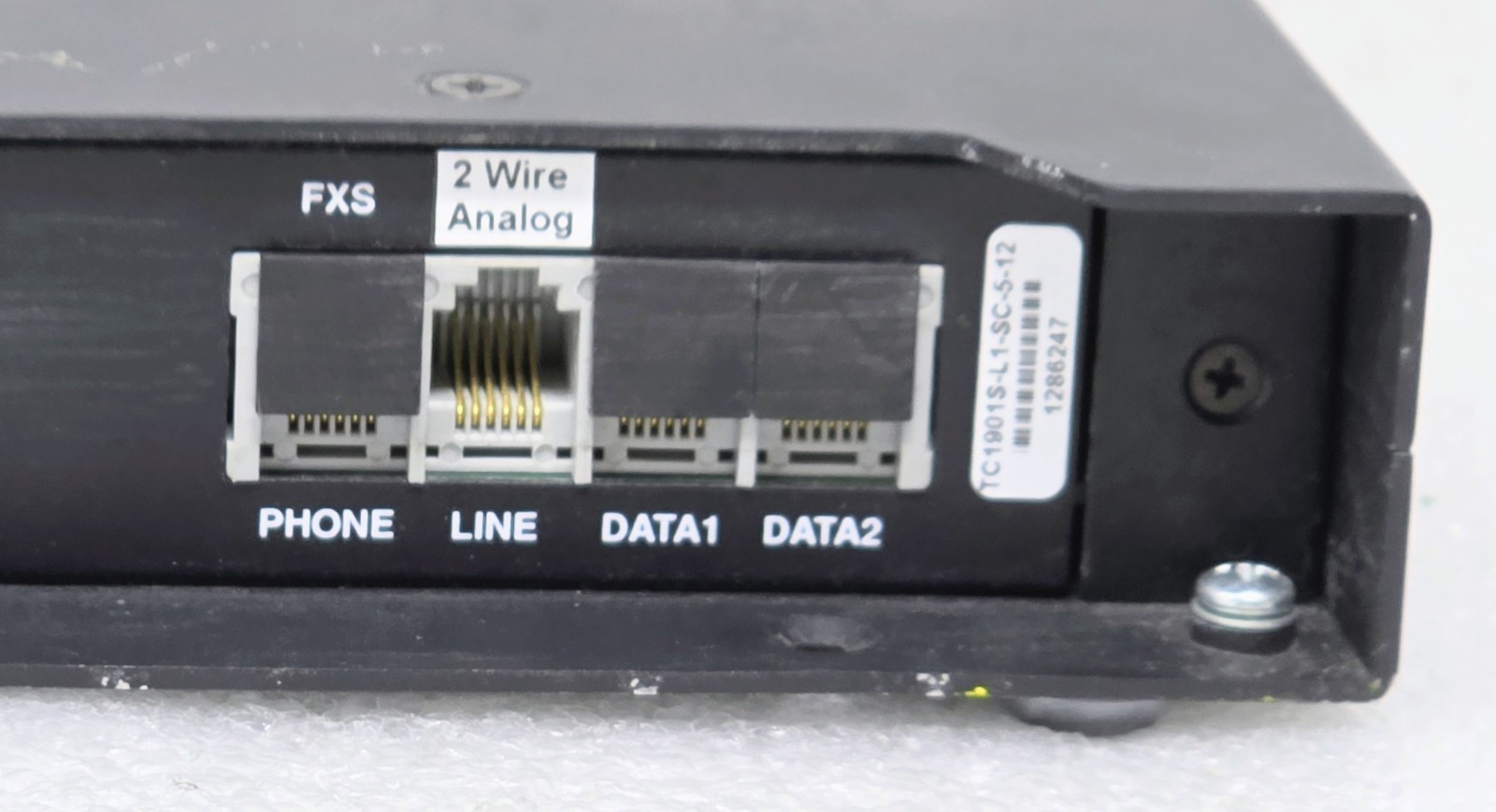 TCCOMM TC1901 Quick talk ASYNC/SYNC FIBER OPTIC MODEM TC1901S-L1-SC-5-12