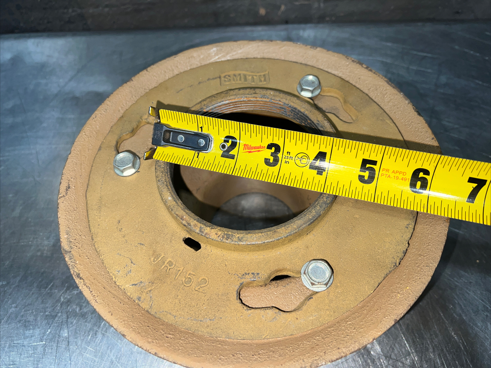 JAY R. SMITH MFG. CO Floor Drain Body 9213 Nos Surplus. ID 4