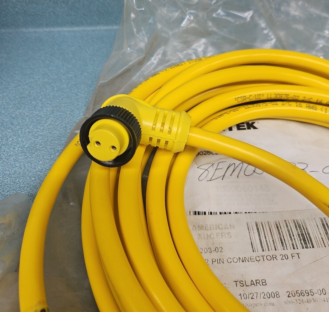 BRAD 1300060146 40748-90 2P 90D Cordset 20′ Lot Of 2