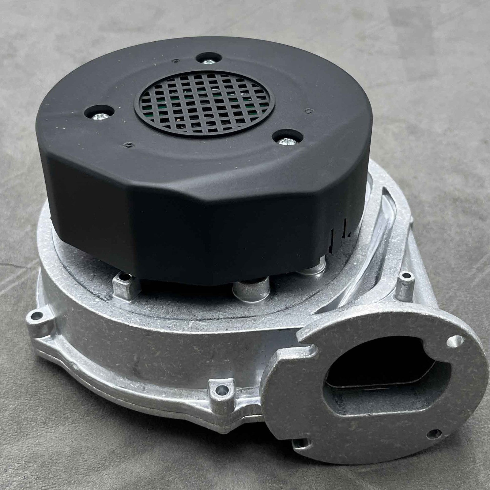 New 7500P-031 for HTP 3″ COMB BLOWER, ALUMINUM, NPT CONNECTION