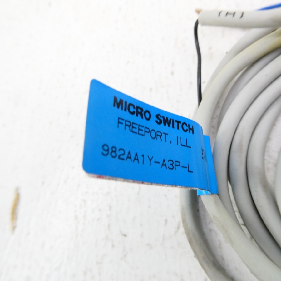 MICRO SWITCH 982AA1Y-A3P-L NSMP