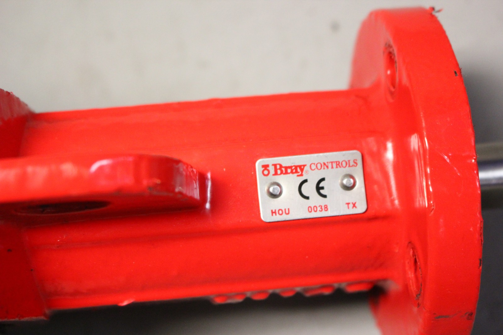 NEW BRAY 6″ BUTTERFLY VALVE SERIES 20
