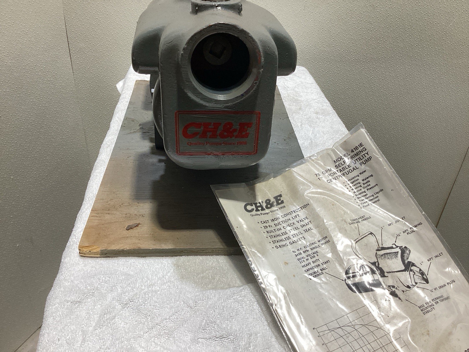 CH&E 4156E-1S Self Priming Centrifugal Pump. Single Phase 2 HP.