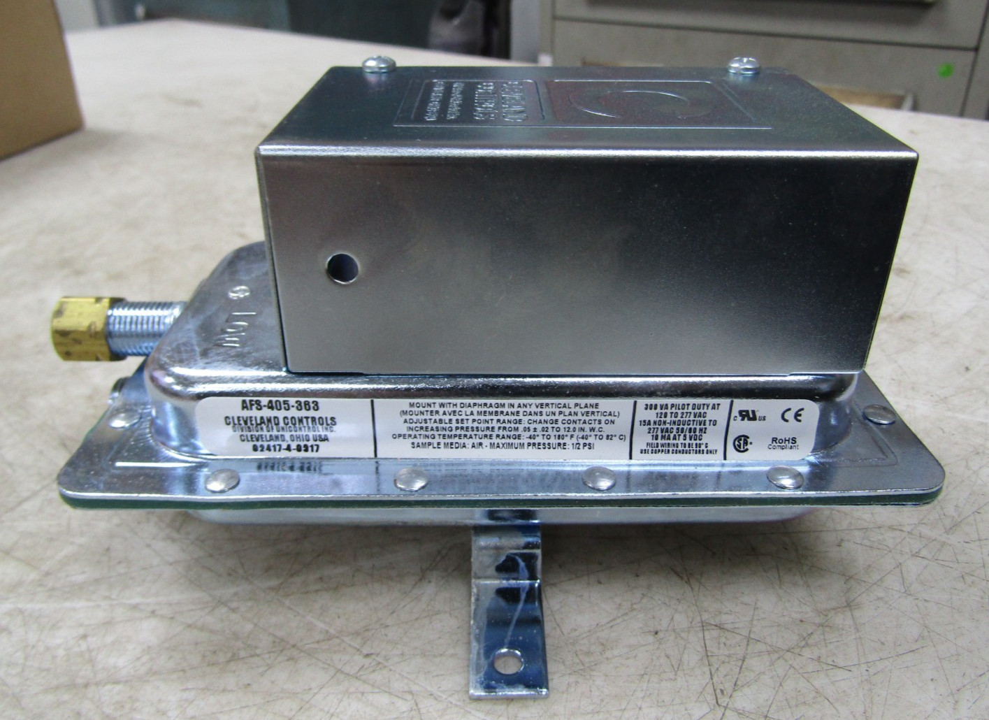 💥NEW CLEVELAND CONTROLS AIR SENSING SWITCH 120-277 VAC AFS-405-363
