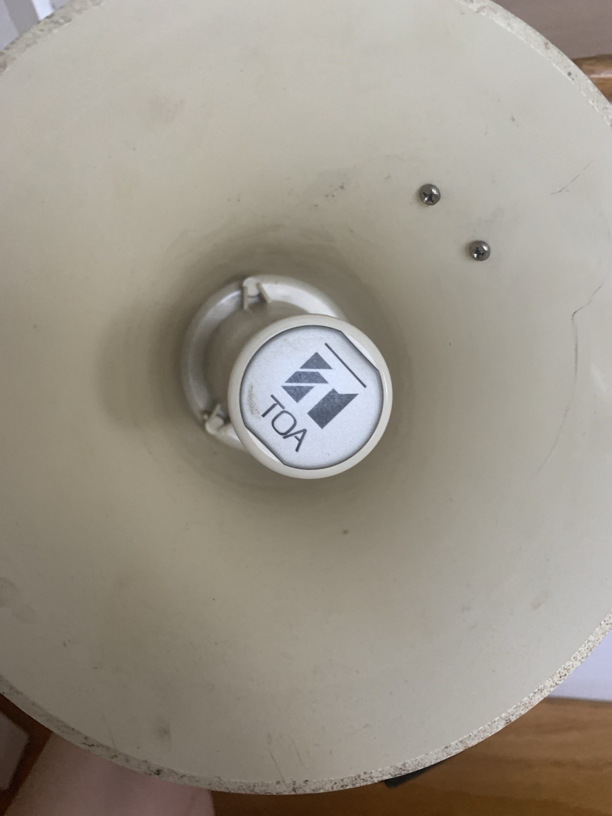 TOA Corporation ER-2015 Transistor Megaphone For Parts Only