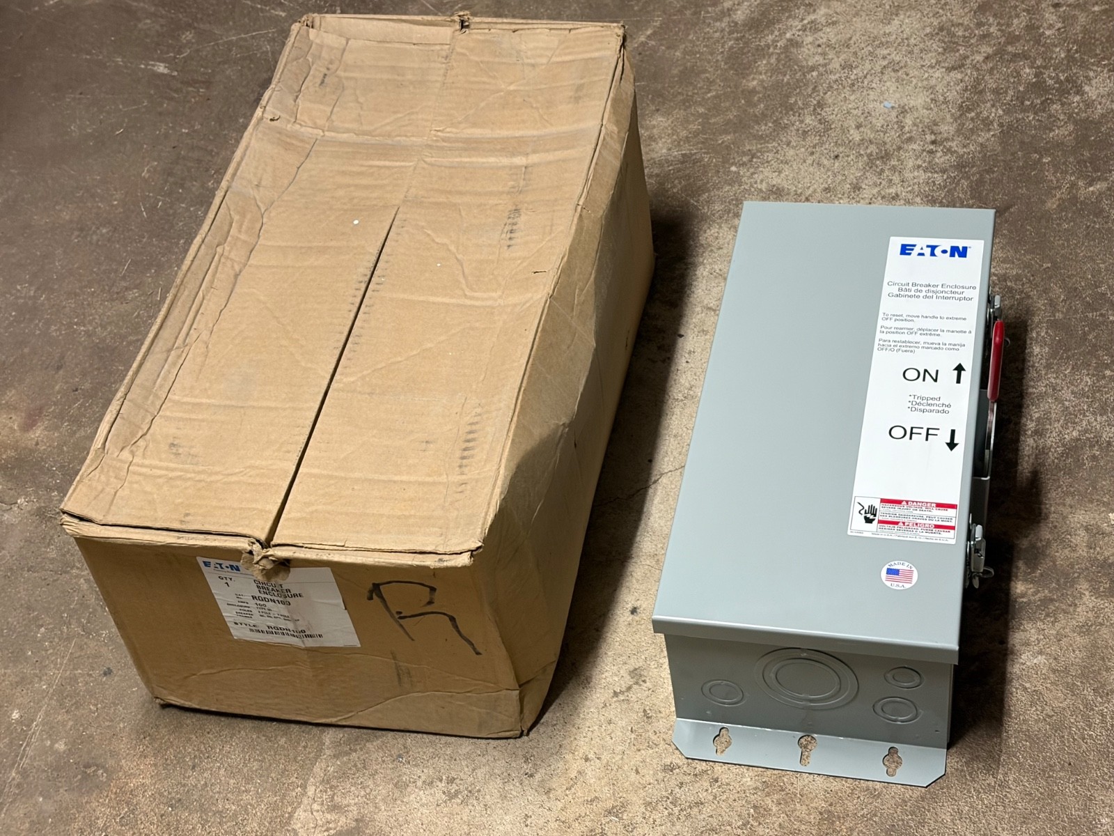 Eaton RGDN100 100-Amp Circuit Breaker Enclosure Type 3R 2-Pole-3-Pole
