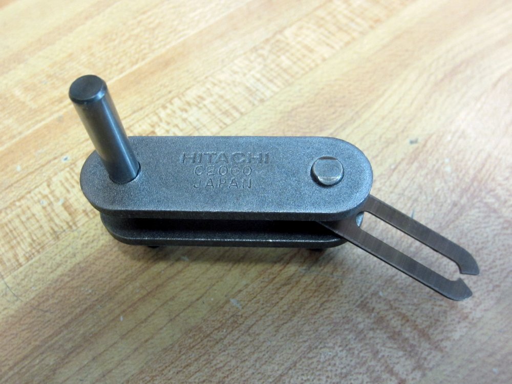Hitachi C2060H Connecting Link C2060 (Pack of 2)