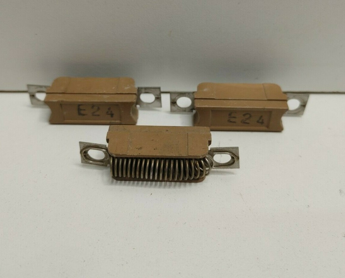 LOT OF 3 NEW OLD STOCK! SIEMENS FURNAS 1.22-1.38A OVERLOAD HEATER ELEMENTS E24
