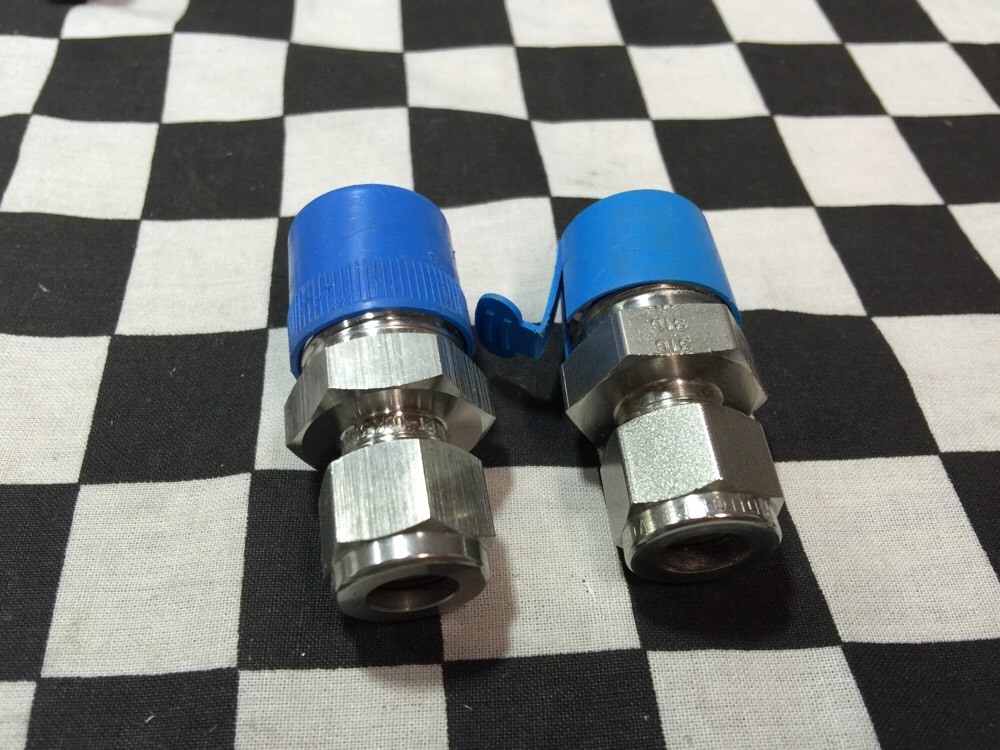 Lot Of 28, Swagelok Parker Duralock SS-400-1-8 & SS-600-1-6 & SS-400-R-8, #ZL28