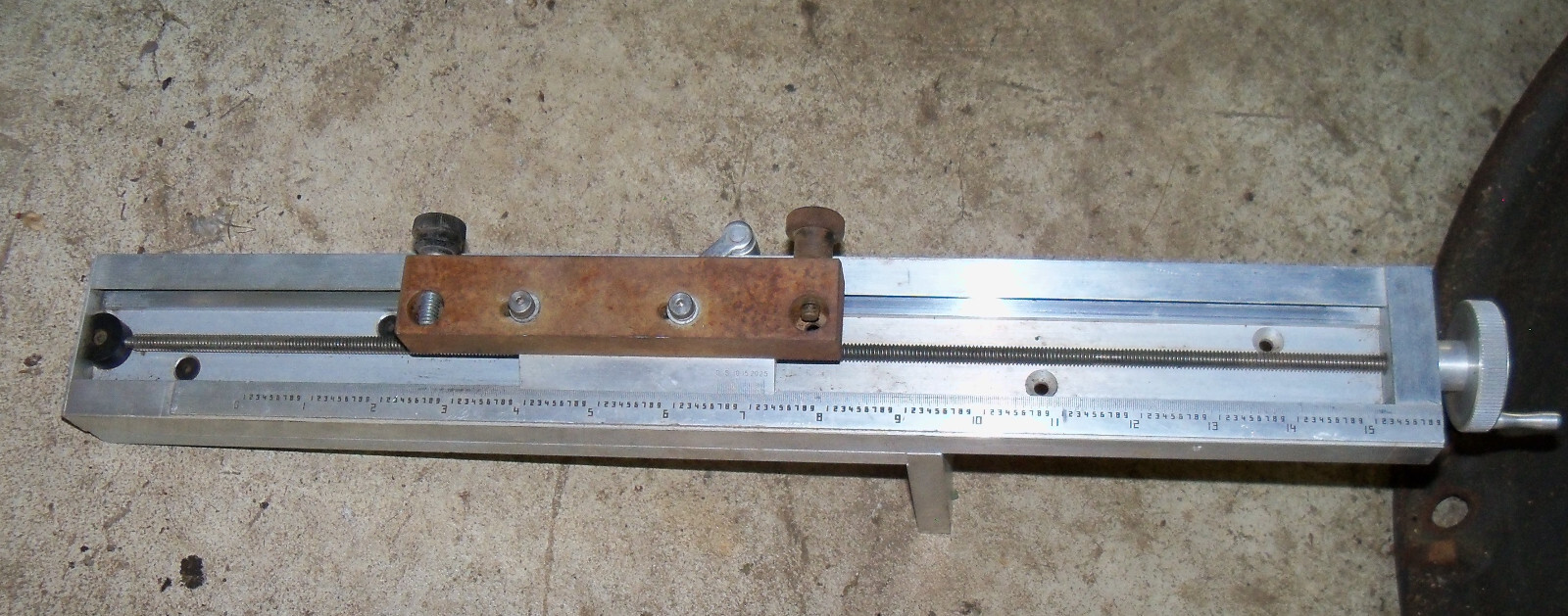 Velmex Manual Linear UniSlide Assembly A2500, 16″ Scale