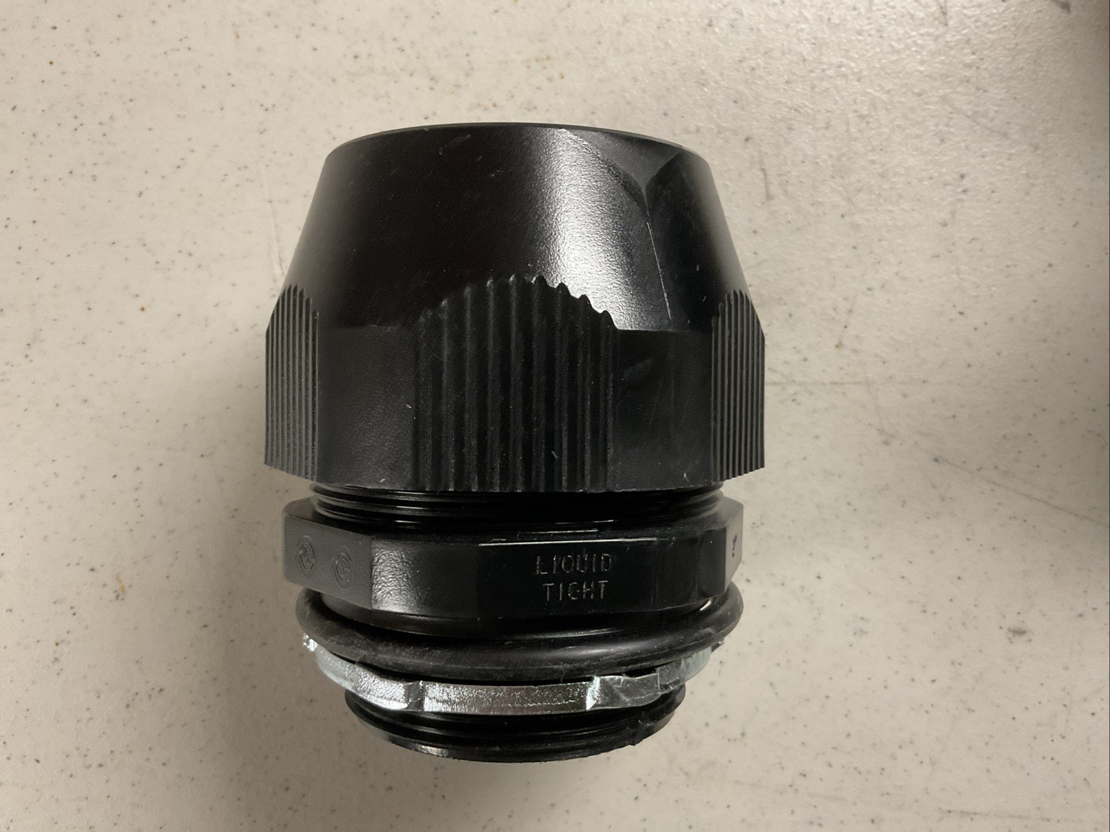 8 Thomas & Betts FNMC-B 2″ Only Liquid Tight Straight NonMetallic Connector