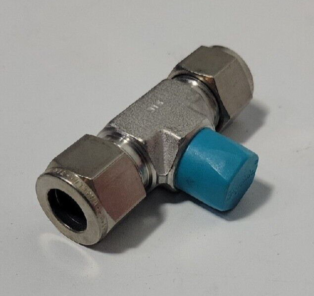 Swagelok SS-810-3TTM Male Branch Tee Fitting 1/2 OD x 1/2 OD x 3/8 Male NPT