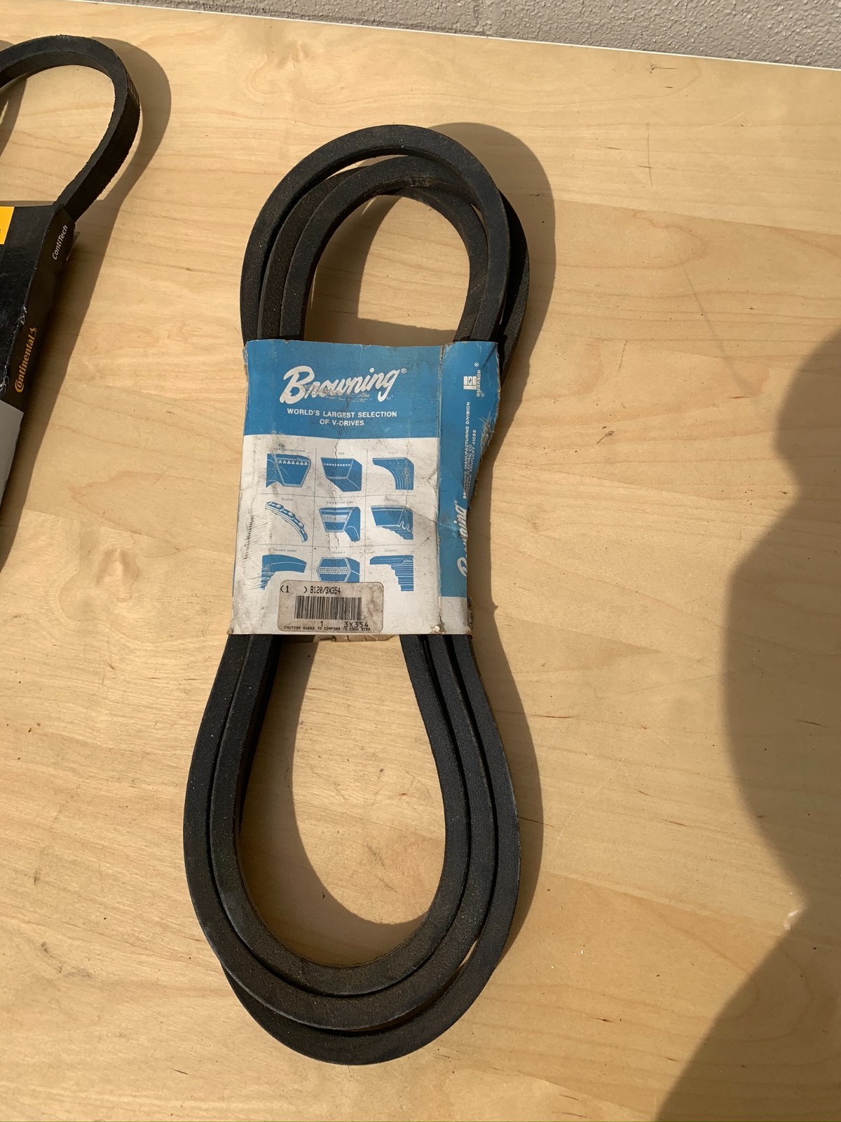Browning B120 V-Belt is a classical “B” section industrial belt 3X354