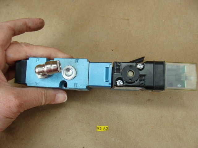MAC SOLENOID VALVE 812C-PM-501JC-112 150PSI WITH MAC PME-501C VALVE 24VDC