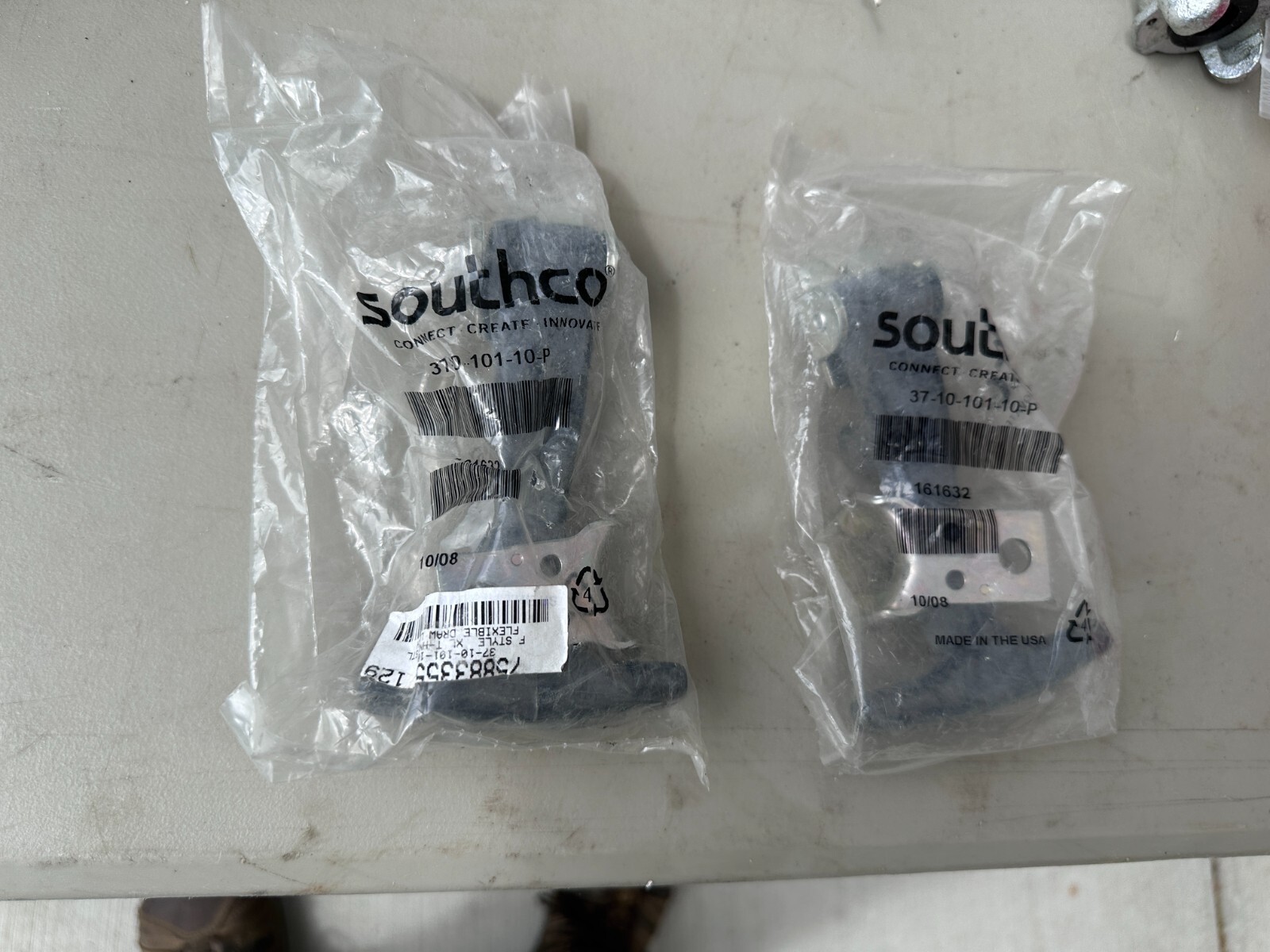 Southco 37-10-101-10-P F Style XL T-Hndl STL Flexible Draw Latch (Lot of 2)