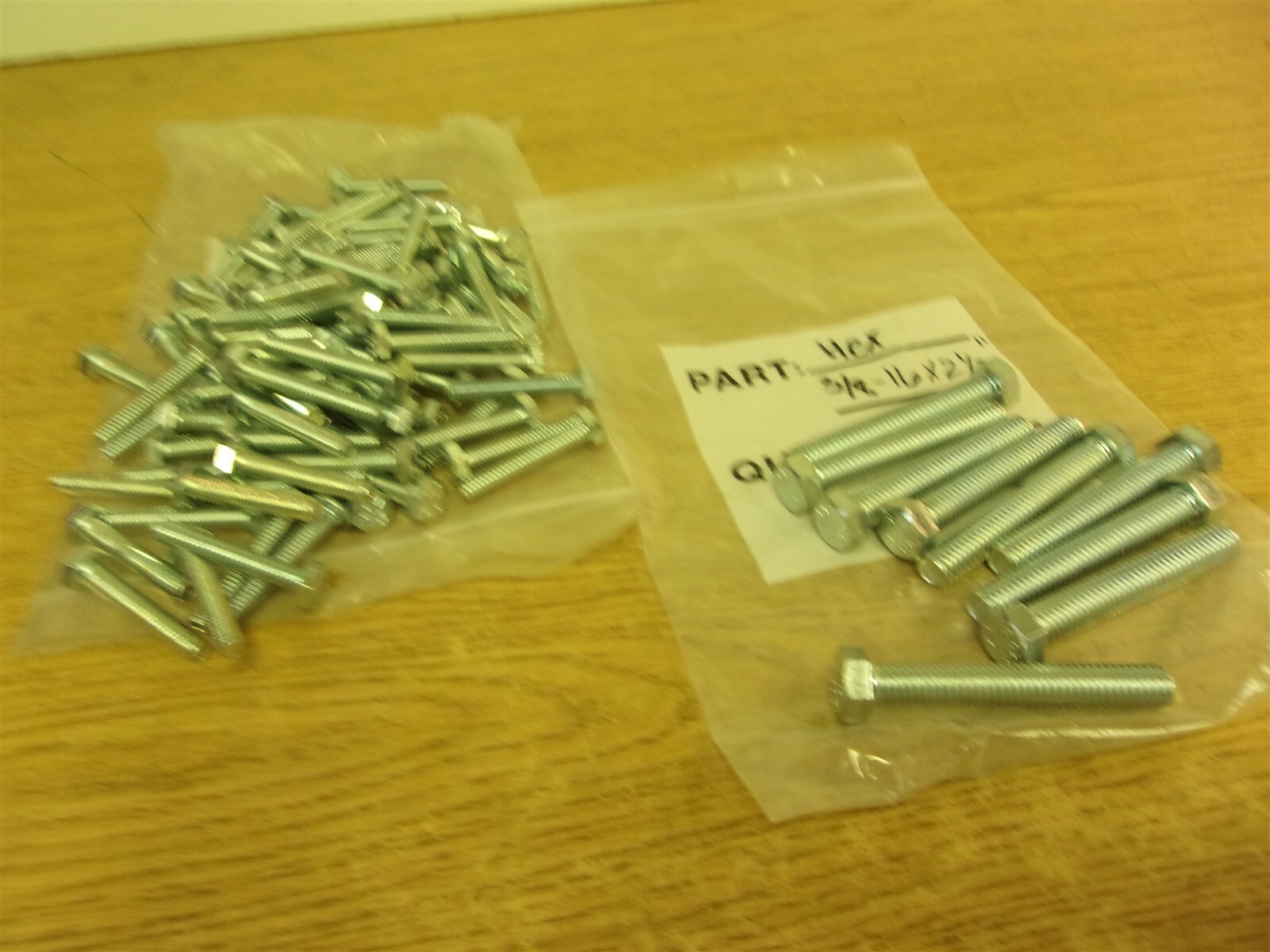 NEW Hex 3-8-16×2-1/2″ (9) 307A 1-1/2″ (106) Lot of 115 Screws *FREE SHIPPING*